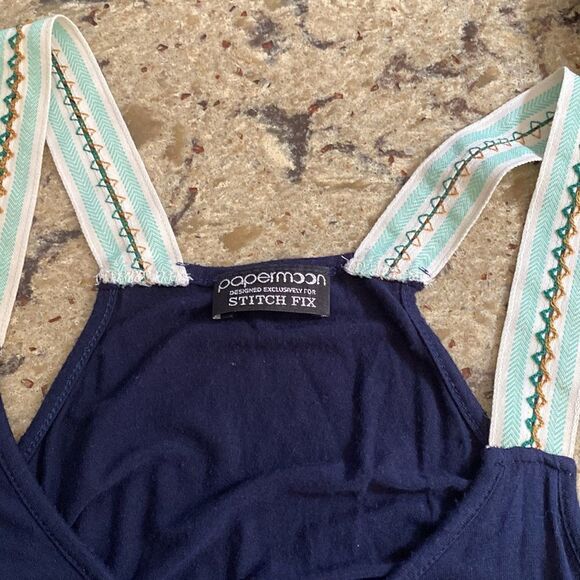 Papermoon Sleeveless Top   - Picture 2 of 2